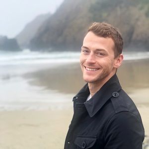 Meet your Posher, Dustin